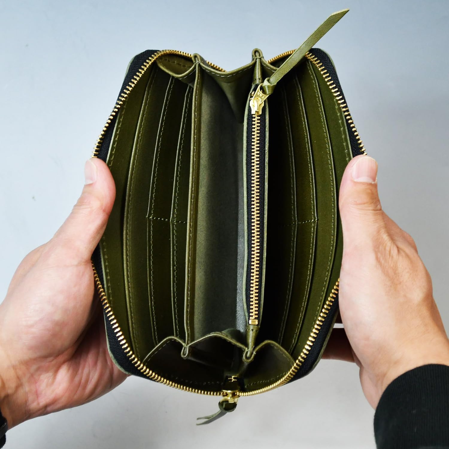 初売限定値下げ ドイツタンナー 本革 長財布 ラウンドファスナー ルノワール 限定1つ 黒 赤 ドイツタンナー 牛革 長財布 ラウンドファスナー