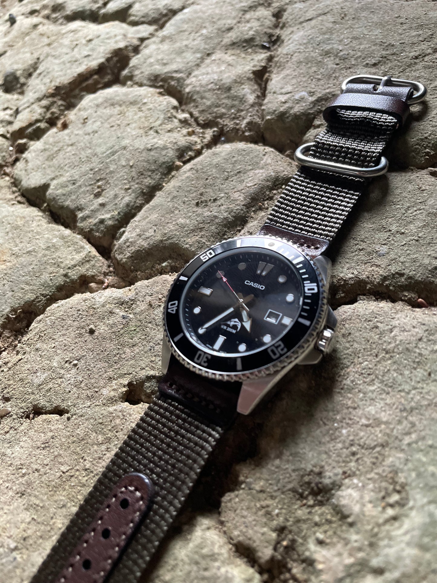 腕時計用ベルト